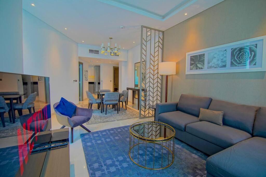 Luxury Hotel Apartment With A Canal View Dubai Dış mekan fotoğraf