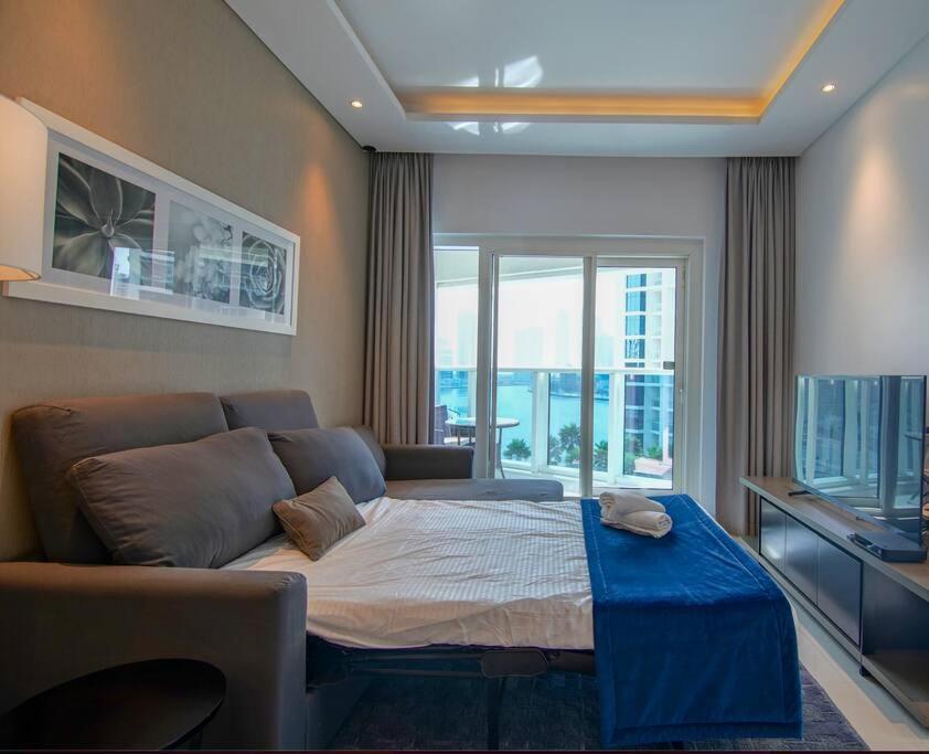 Luxury Hotel Apartment With A Canal View Dubai Dış mekan fotoğraf